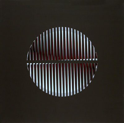 Vanna Nicolotti | Struttura optical | tela intagliata e metallo anodizzato, 80x80 cm, 2009